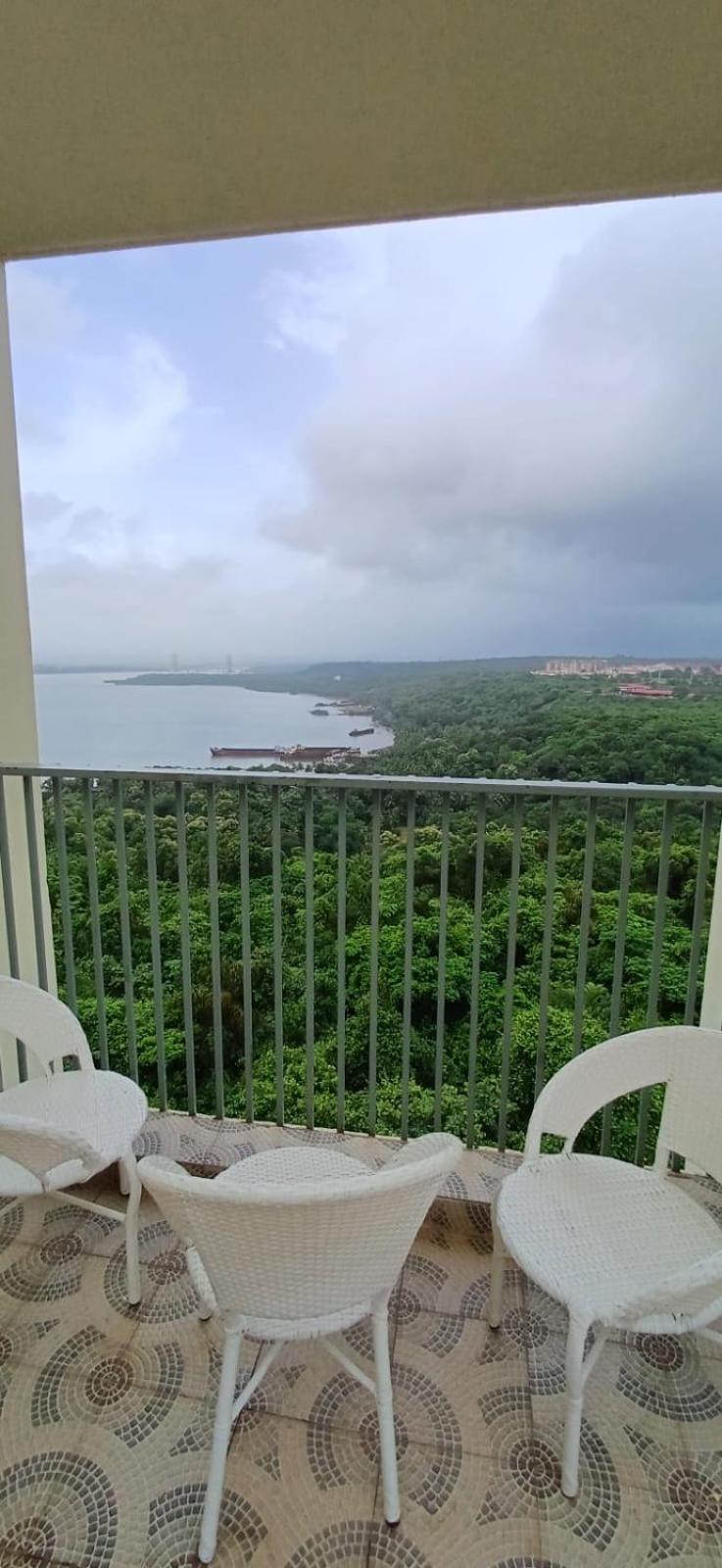 Good Stay 2Bhk Pool Apartment 10 Mins From Dabolim Airport Goa 102 Consua Bagian luar foto