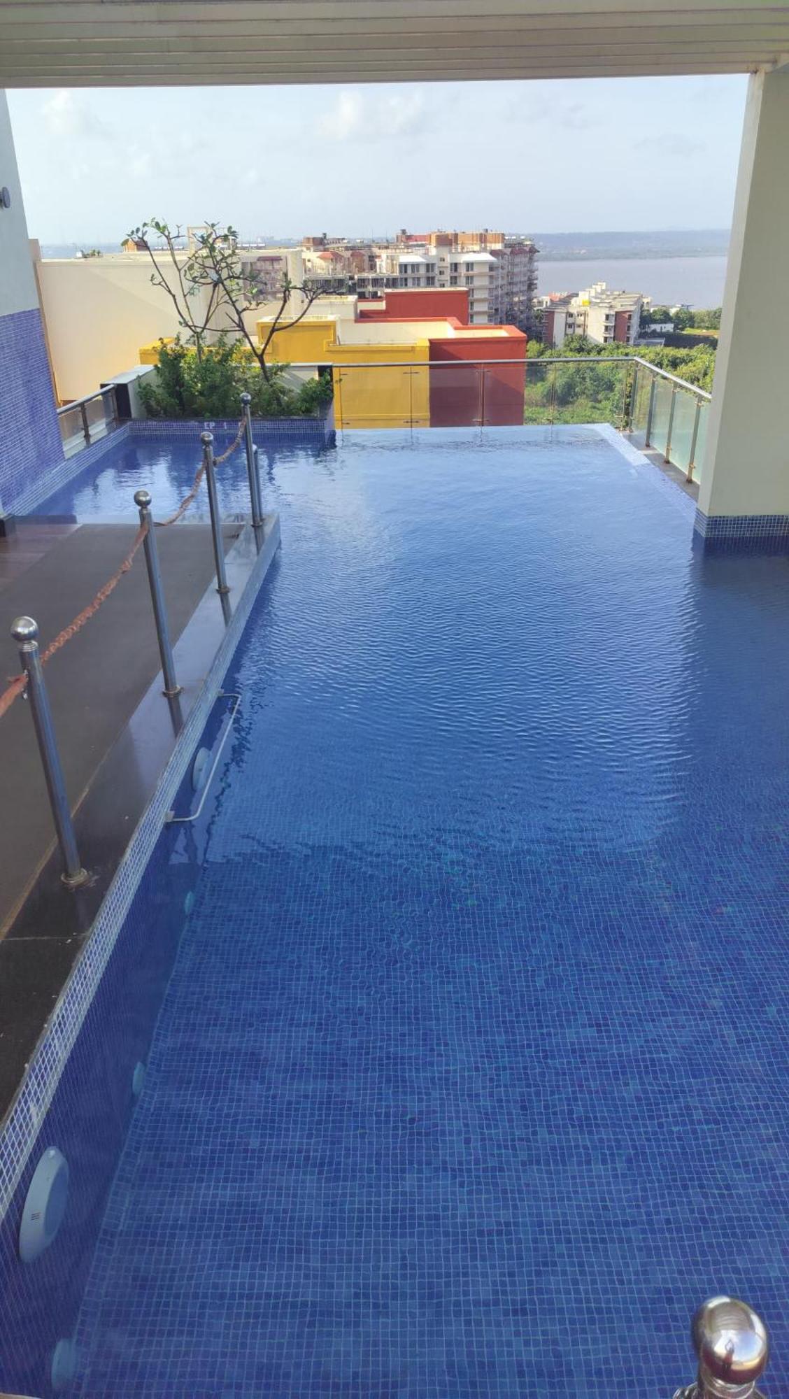 Good Stay 2Bhk Pool Apartment 10 Mins From Dabolim Airport Goa 102 Consua Bagian luar foto
