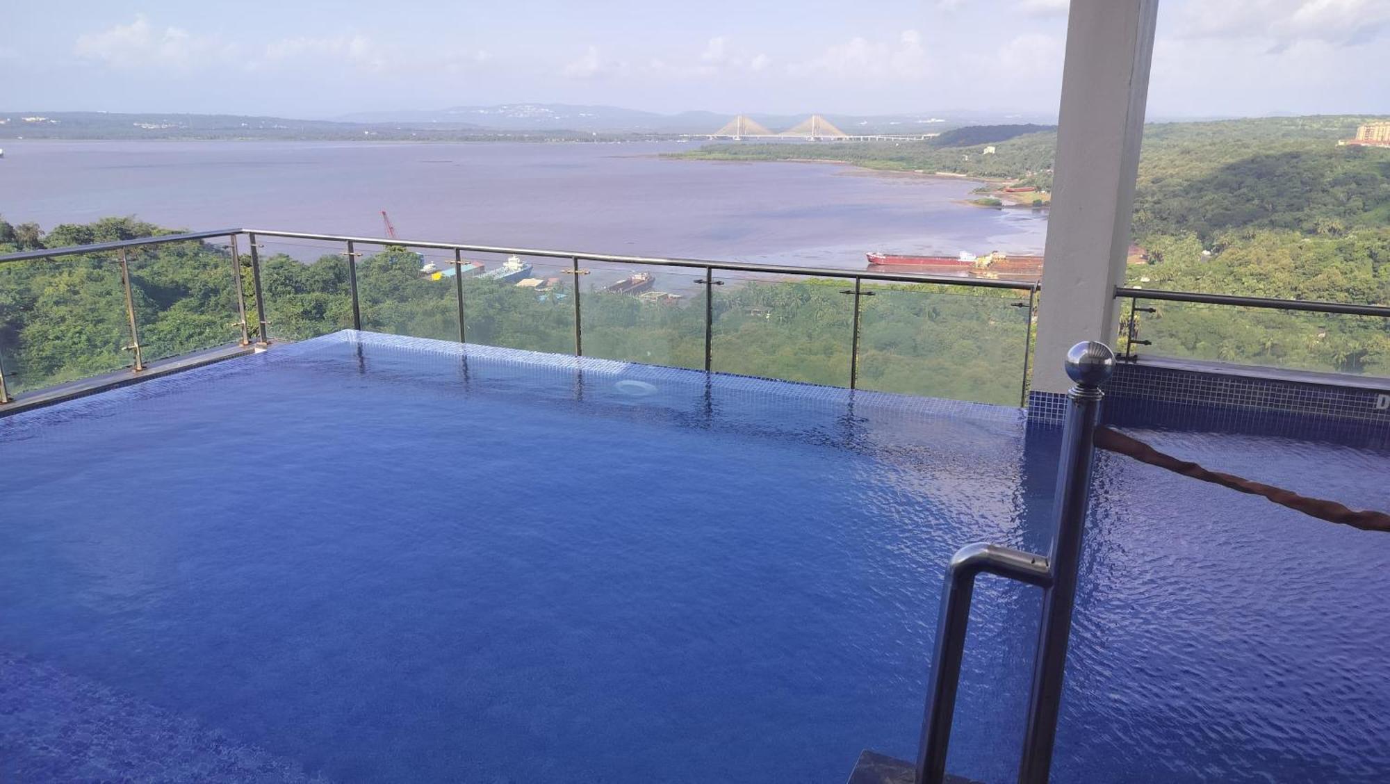 Good Stay 2Bhk Pool Apartment 10 Mins From Dabolim Airport Goa 102 Consua Bagian luar foto